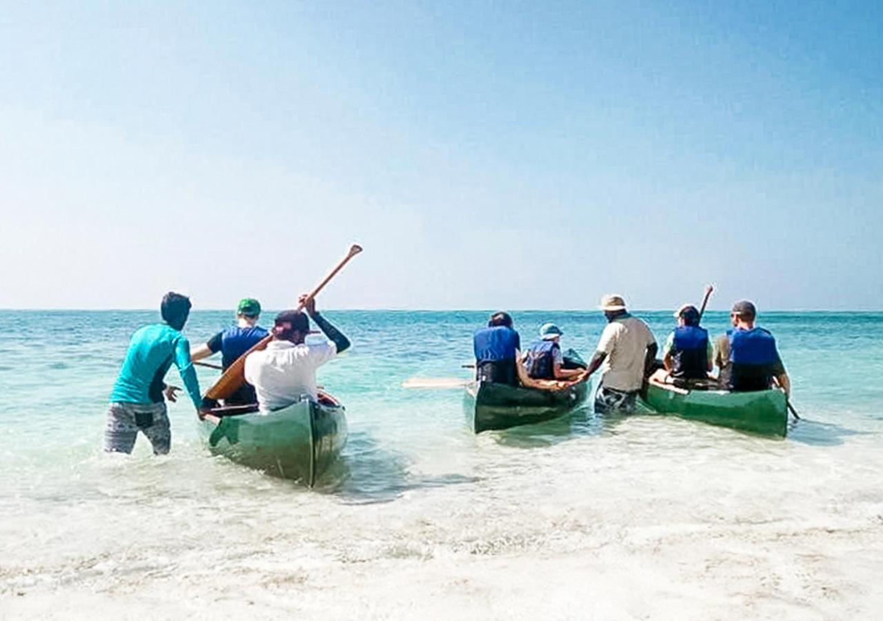 Tropical Tree Hotel Fehendhoo Екстериор снимка