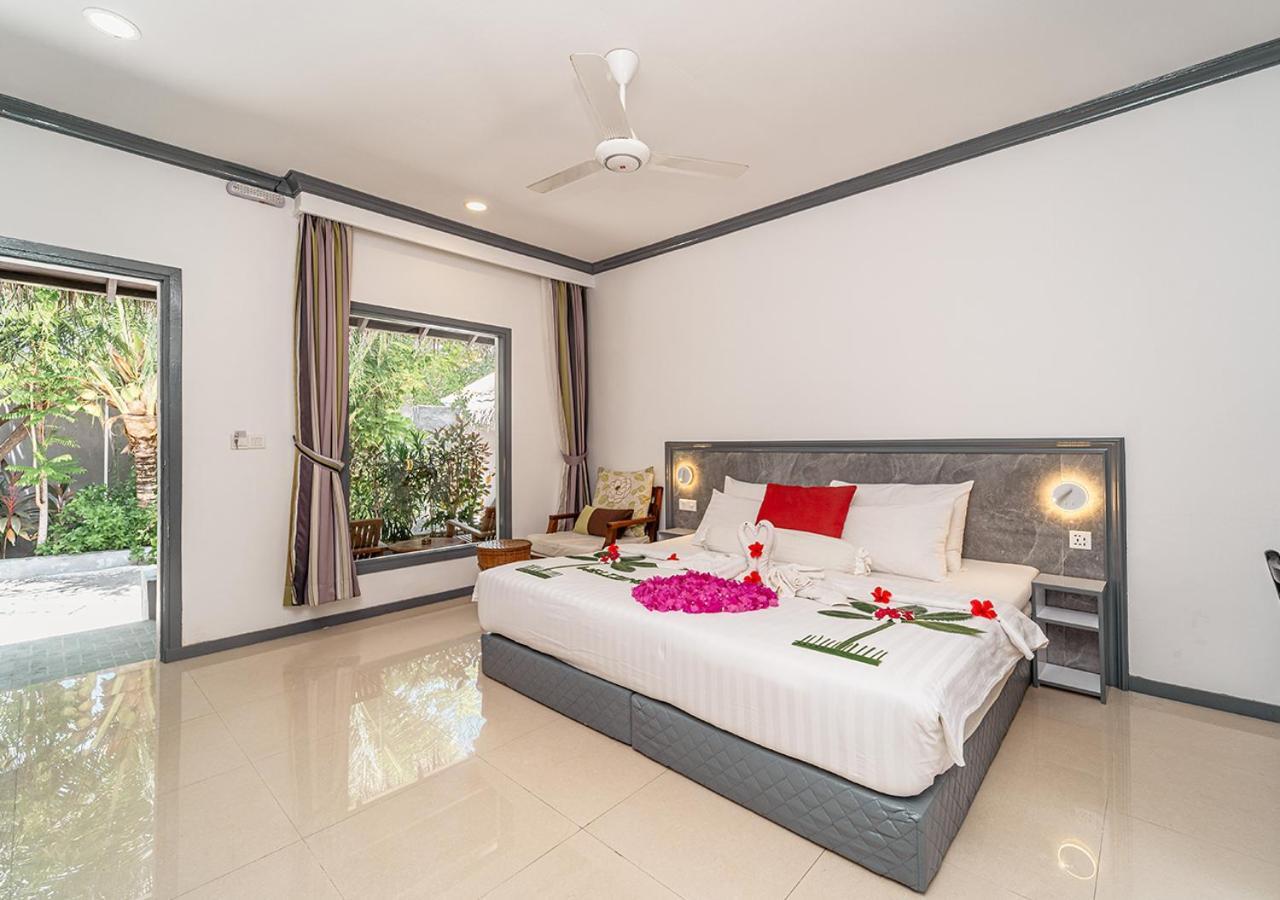 Tropical Tree Hotel Fehendhoo Екстериор снимка