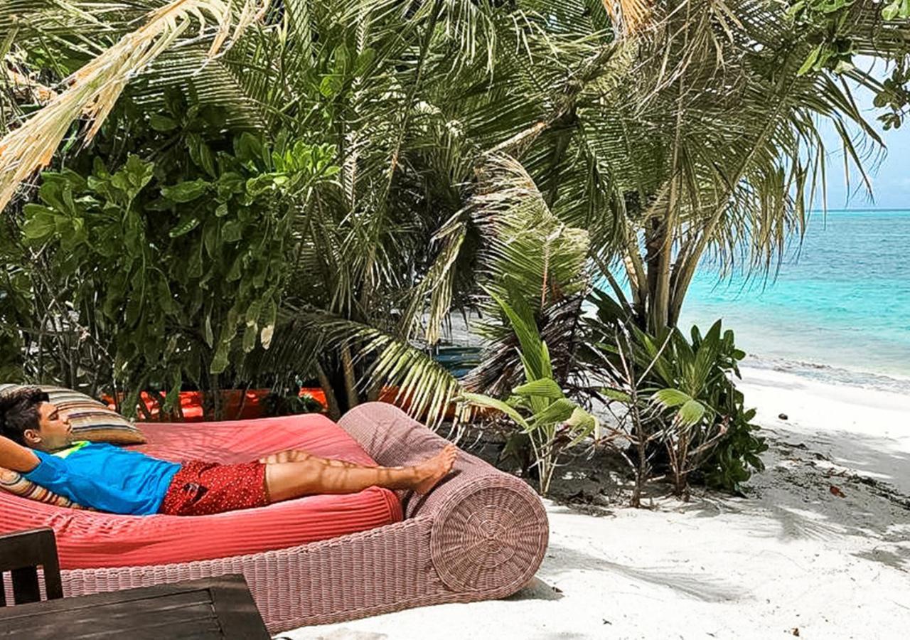Tropical Tree Hotel Fehendhoo Екстериор снимка